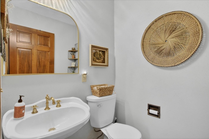 12117 Whispering Winds, ROSCOE, Illinois 61073, 4 Bedrooms Bedrooms, ,3 BathroomsBathrooms,House,For Sale,Whispering Winds,202602842
