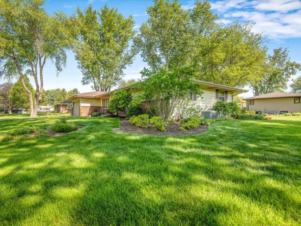 6101 WYNBROOK, ROCKFORD, Illinois 61109, 3 Bedrooms Bedrooms, ,2 BathroomsBathrooms,House,For Sale,WYNBROOK,202602846