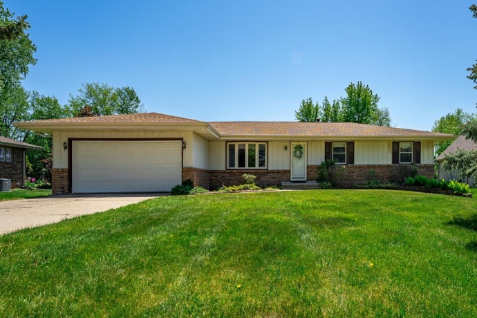7249 Robinswood, ROCKFORD, Illinois 61114, 3 Bedrooms Bedrooms, ,1 BathroomBathrooms,House,For Sale,Robinswood,202602847