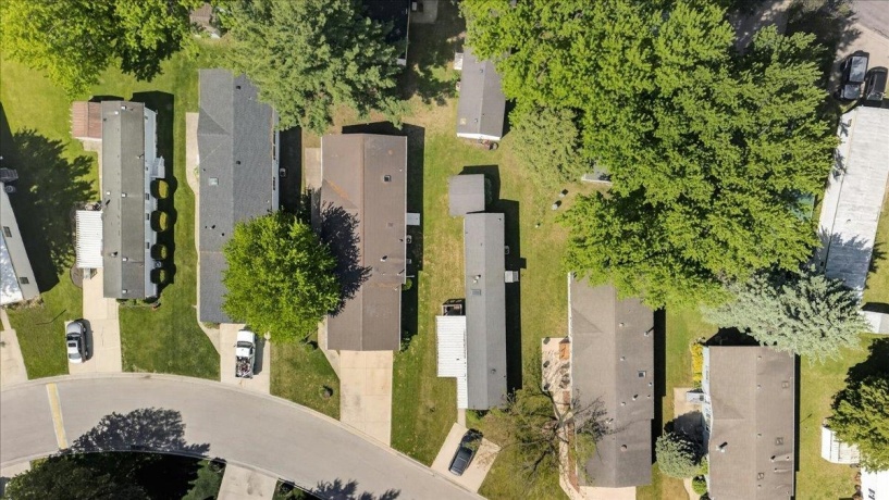 501 Lindenwood, BELVIDERE, Illinois 61008, 2 Bedrooms Bedrooms, ,2 BathroomsBathrooms,House,For Sale,Lindenwood,202602852