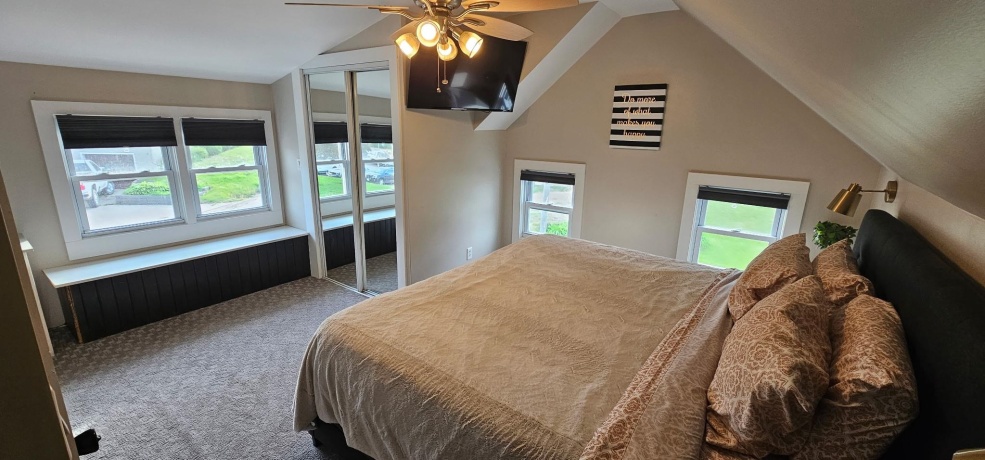133 Washington, ELIZABETH, Illinois 61028, 3 Bedrooms Bedrooms, ,1 BathroomBathrooms,House,For Sale,Washington,202602853