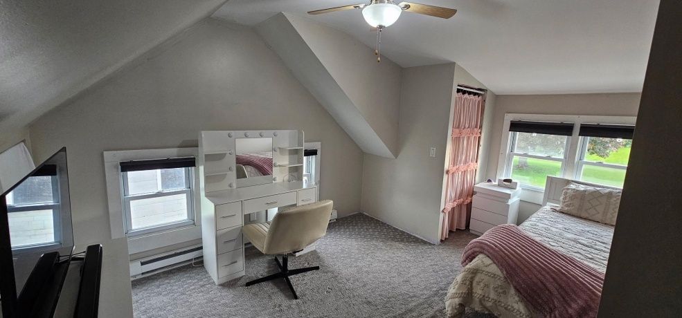 133 Washington, ELIZABETH, Illinois 61028, 3 Bedrooms Bedrooms, ,1 BathroomBathrooms,House,For Sale,Washington,202602853