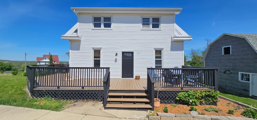 133 Washington, ELIZABETH, Illinois 61028, 3 Bedrooms Bedrooms, ,1 BathroomBathrooms,House,For Sale,Washington,202602853