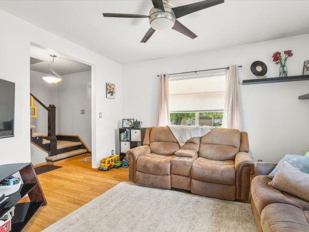 131 8th, SOUTH BELOIT, Illinois 61080, 2 Bedrooms Bedrooms, ,1 BathroomBathrooms,House,For Sale,8th,202602857