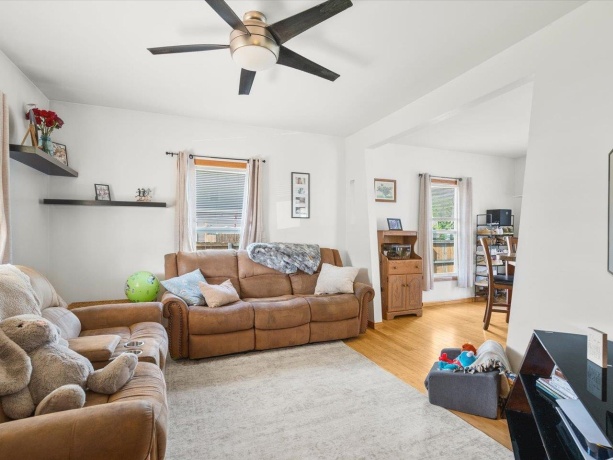131 8th, SOUTH BELOIT, Illinois 61080, 2 Bedrooms Bedrooms, ,1 BathroomBathrooms,House,For Sale,8th,202602857