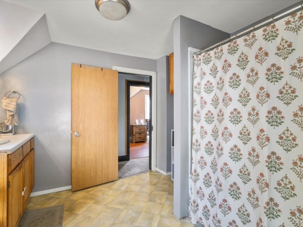 131 8th, SOUTH BELOIT, Illinois 61080, 2 Bedrooms Bedrooms, ,1 BathroomBathrooms,House,For Sale,8th,202602857