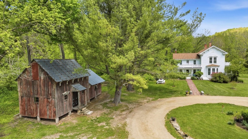 2562 Blackjack, GALENA, Illinois 61036, 3 Bedrooms Bedrooms, ,2 BathroomsBathrooms,House,For Sale,Blackjack,202602858