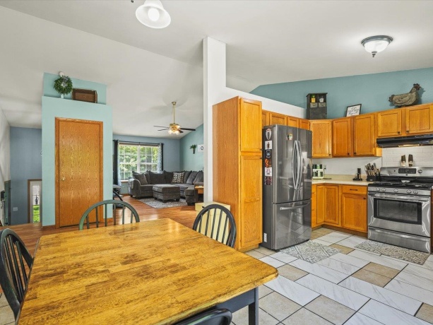 302 Picadilly, POPLAR GROVE, Illinois 61065, 3 Bedrooms Bedrooms, ,2 BathroomsBathrooms,House,For Sale,Picadilly,202602859