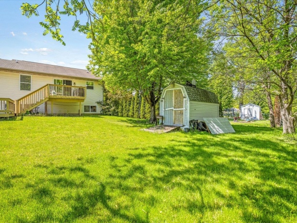 302 Picadilly, POPLAR GROVE, Illinois 61065, 3 Bedrooms Bedrooms, ,2 BathroomsBathrooms,House,For Sale,Picadilly,202602859