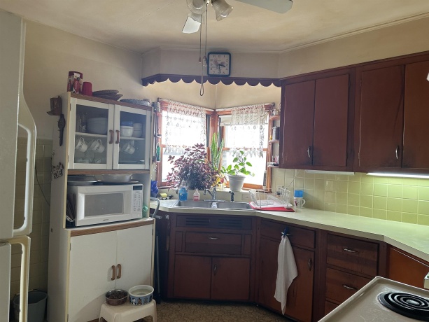 626 4TH, SAVANNA, Illinois 61074, 2 Bedrooms Bedrooms, ,2 BathroomsBathrooms,House,For Sale,4TH,202602860
