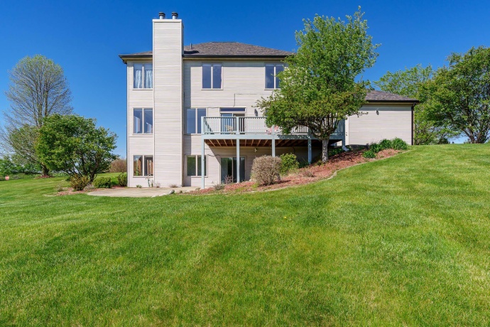12807 Skyline, ROSCOE, Illinois 61073, 5 Bedrooms Bedrooms, ,3 BathroomsBathrooms,House,For Sale,Skyline,202602862