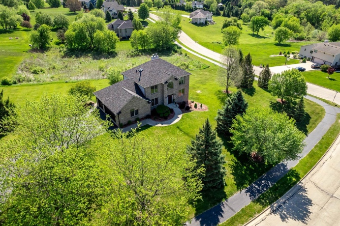 12807 Skyline, ROSCOE, Illinois 61073, 5 Bedrooms Bedrooms, ,3 BathroomsBathrooms,House,For Sale,Skyline,202602862