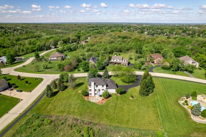 12807 Skyline, ROSCOE, Illinois 61073, 5 Bedrooms Bedrooms, ,3 BathroomsBathrooms,House,For Sale,Skyline,202602862