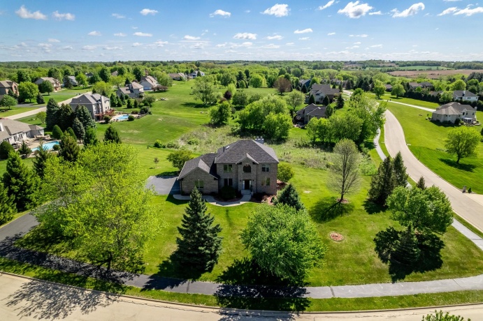 12807 Skyline, ROSCOE, Illinois 61073, 5 Bedrooms Bedrooms, ,3 BathroomsBathrooms,House,For Sale,Skyline,202602862