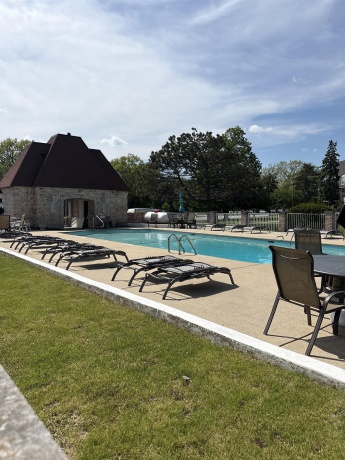 5201 Carriageway, ROLLING MEADOWS, Illinois 60008, 1 Bedroom Bedrooms, ,1 BathroomBathrooms,Condominium,For Sale,Carriageway,202602863