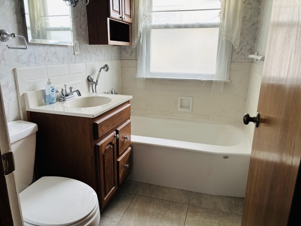 2024 Cumberland, ROCKFORD, Illinois 61103, 2 Bedrooms Bedrooms, ,1 BathroomBathrooms,House,For Sale,Cumberland,202602864