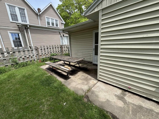 2024 Cumberland, ROCKFORD, Illinois 61103, 2 Bedrooms Bedrooms, ,1 BathroomBathrooms,House,For Sale,Cumberland,202602864