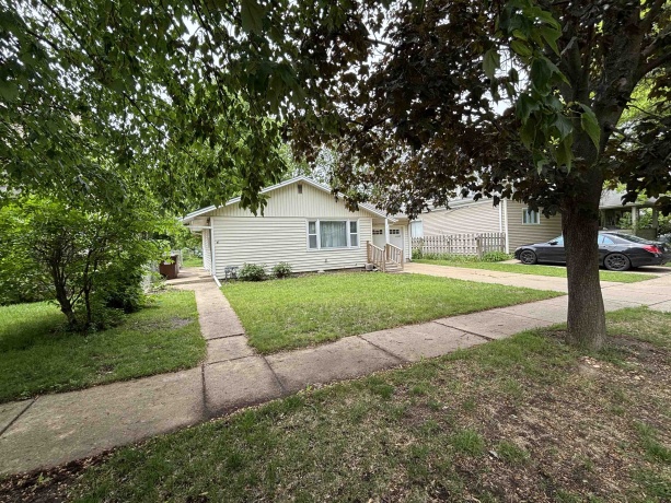 2024 Cumberland, ROCKFORD, Illinois 61103, 2 Bedrooms Bedrooms, ,1 BathroomBathrooms,House,For Sale,Cumberland,202602864