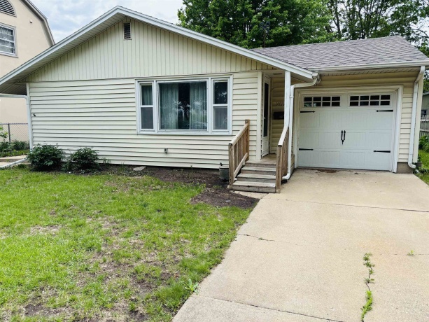 2024 Cumberland, ROCKFORD, Illinois 61103, 2 Bedrooms Bedrooms, ,1 BathroomBathrooms,House,For Sale,Cumberland,202602864