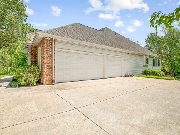 13055 Promontory, ROSCOE, Illinois 61073, 4 Bedrooms Bedrooms, ,4 BathroomsBathrooms,House,For Sale,Promontory,202602867