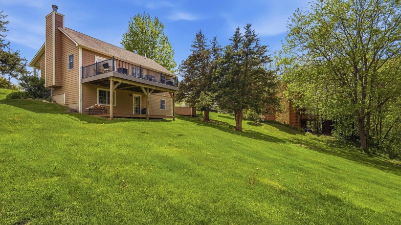 7 Copperwood Gap, GALENA, Illinois 61036, 3 Bedrooms Bedrooms, ,2 BathroomsBathrooms,House,For Sale,Copperwood Gap,202602868