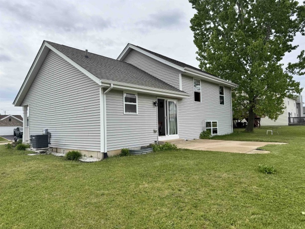 3809 Biltmore Chase, ROCKFORD, Illinois 61109, 3 Bedrooms Bedrooms, ,1 BathroomBathrooms,House,For Sale,Biltmore Chase,202602871