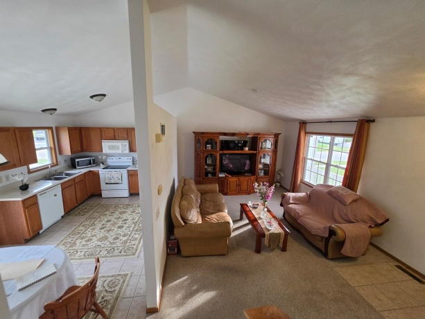3809 Biltmore Chase, ROCKFORD, Illinois 61109, 3 Bedrooms Bedrooms, ,1 BathroomBathrooms,House,For Sale,Biltmore Chase,202602871