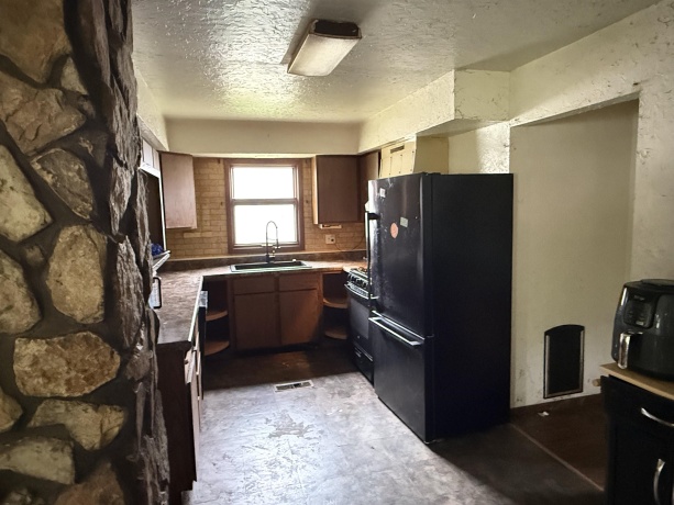 1319 Springfield, ROCKFORD, Illinois 61101, 1 Bedroom Bedrooms, ,1 BathroomBathrooms,House,For Sale,Springfield,202602872