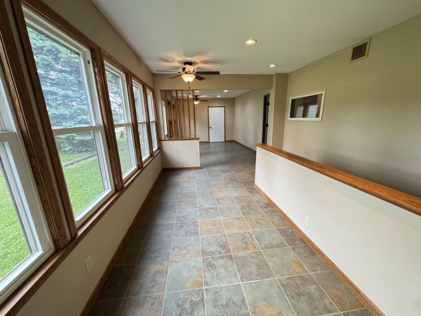 25303 Spring Valley, SHANNON, Illinois 61078, 3 Bedrooms Bedrooms, ,2 BathroomsBathrooms,House,For Sale,Spring Valley,202602873