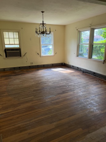 4442 Safford, ROCKFORD, Illinois 61101, 3 Bedrooms Bedrooms, ,1 BathroomBathrooms,House,For Sale,Safford,202602875