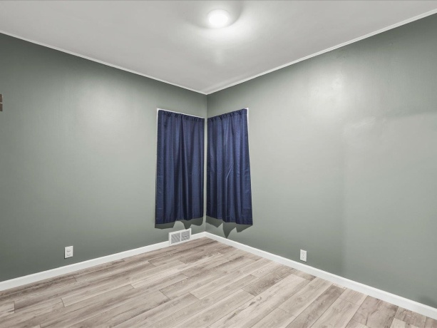 404 9th, OREGON, Illinois 61061, 3 Bedrooms Bedrooms, ,1 BathroomBathrooms,House,For Sale,9th,202602876