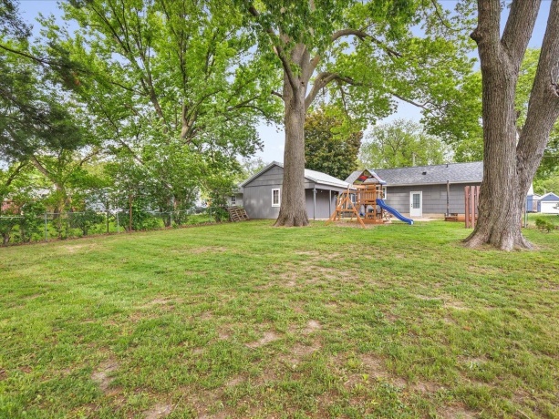 404 9th, OREGON, Illinois 61061, 3 Bedrooms Bedrooms, ,1 BathroomBathrooms,House,For Sale,9th,202602876