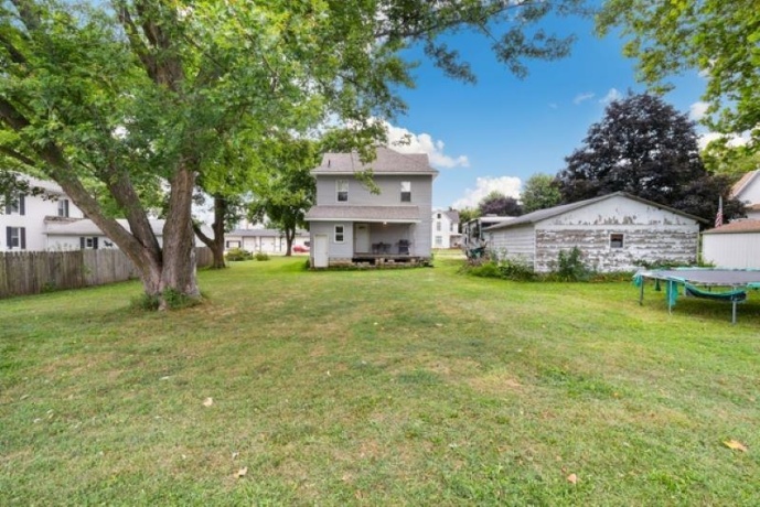 210 Main, TAMPICO, Illinois 61283, 4 Bedrooms Bedrooms, ,1 BathroomBathrooms,House,For Sale,Main,202602877