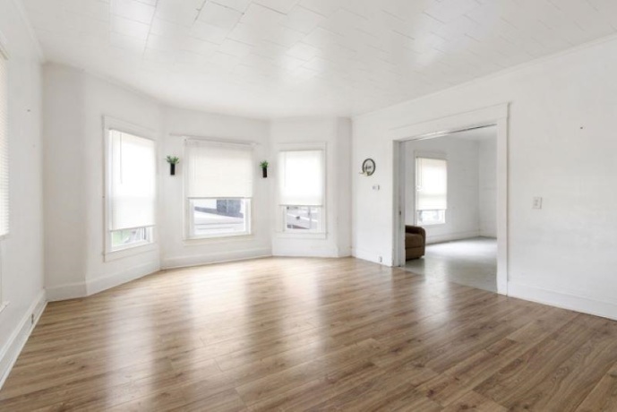 210 Main, TAMPICO, Illinois 61283, 4 Bedrooms Bedrooms, ,1 BathroomBathrooms,House,For Sale,Main,202602877