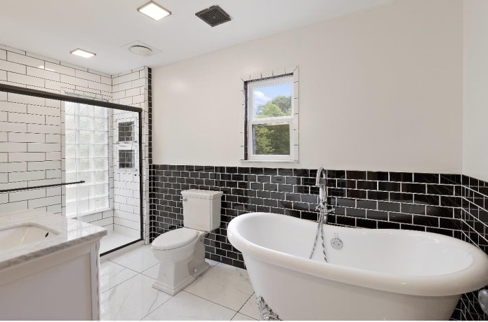 218 LONDON, ROCKFORD, Illinois 61107, 3 Bedrooms Bedrooms, ,1 BathroomBathrooms,House,For Sale,LONDON,202602881