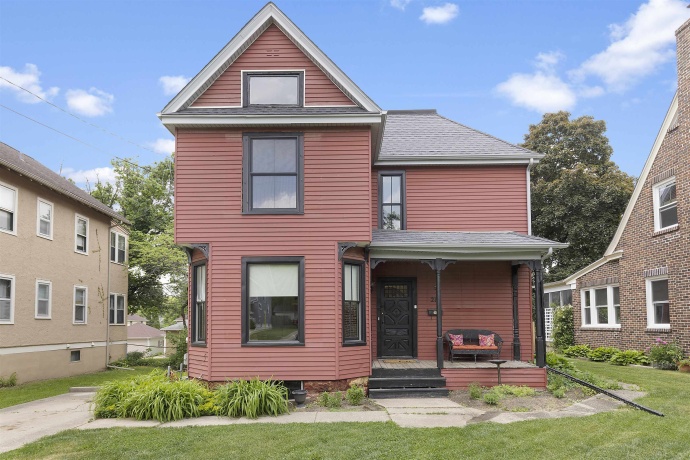 218 LONDON, ROCKFORD, Illinois 61107, 3 Bedrooms Bedrooms, ,1 BathroomBathrooms,House,For Sale,LONDON,202602881
