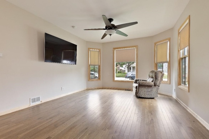 218 LONDON, ROCKFORD, Illinois 61107, 3 Bedrooms Bedrooms, ,1 BathroomBathrooms,House,For Sale,LONDON,202602881
