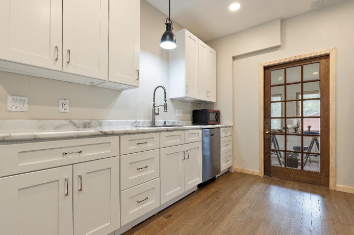 218 LONDON, ROCKFORD, Illinois 61107, 3 Bedrooms Bedrooms, ,1 BathroomBathrooms,House,For Sale,LONDON,202602881