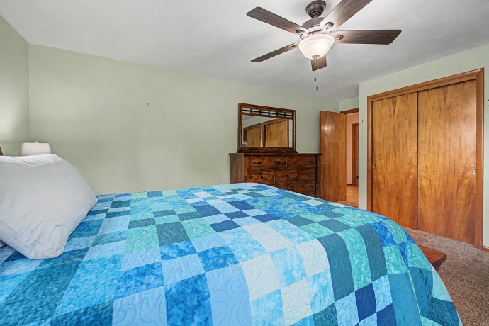 1334 Blackhawk, FREEPORT, Illinois 61032, 4 Bedrooms Bedrooms, ,2 BathroomsBathrooms,House,For Sale,Blackhawk,202602503