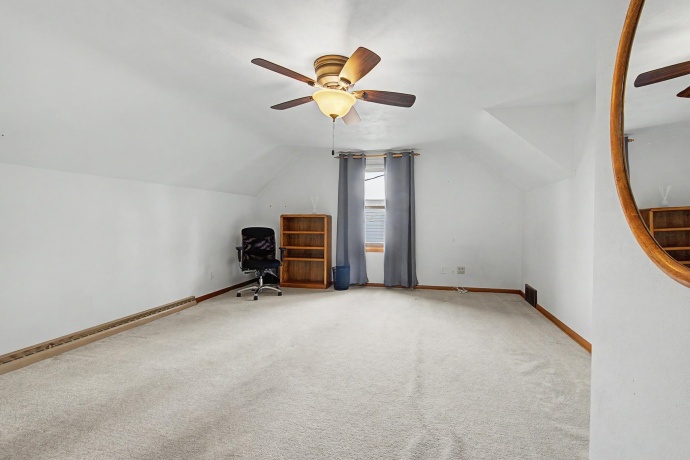 1334 Blackhawk, FREEPORT, Illinois 61032, 4 Bedrooms Bedrooms, ,2 BathroomsBathrooms,House,For Sale,Blackhawk,202602503