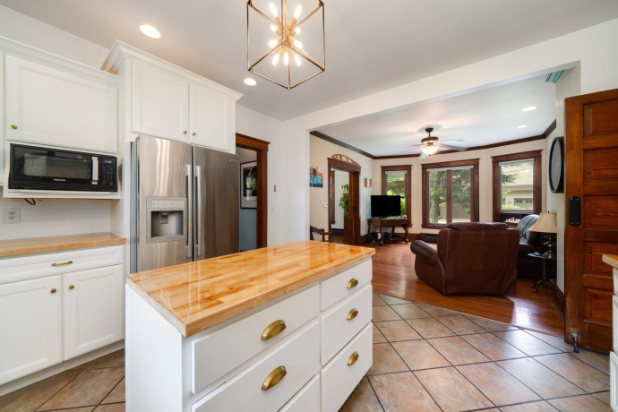 506 6th, OREGON, Illinois 61061, 3 Bedrooms Bedrooms, ,2 BathroomsBathrooms,House,For Sale,6th,202602885
