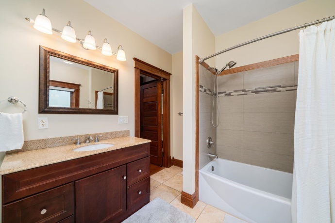 506 6th, OREGON, Illinois 61061, 3 Bedrooms Bedrooms, ,2 BathroomsBathrooms,House,For Sale,6th,202602885