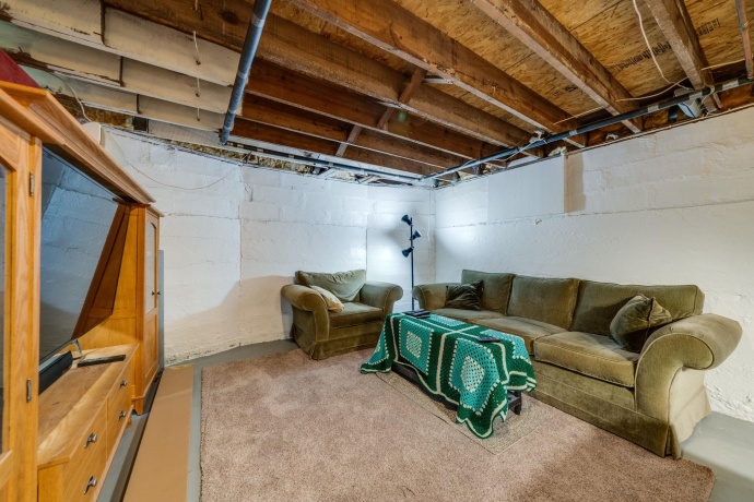 506 6th, OREGON, Illinois 61061, 3 Bedrooms Bedrooms, ,2 BathroomsBathrooms,House,For Sale,6th,202602885