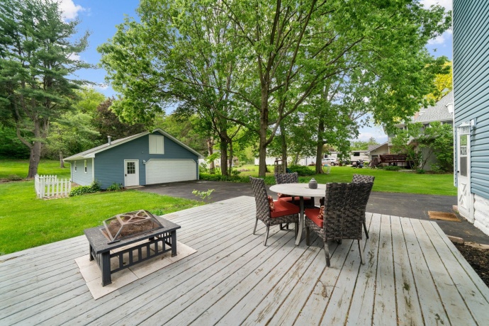 506 6th, OREGON, Illinois 61061, 3 Bedrooms Bedrooms, ,2 BathroomsBathrooms,House,For Sale,6th,202602885