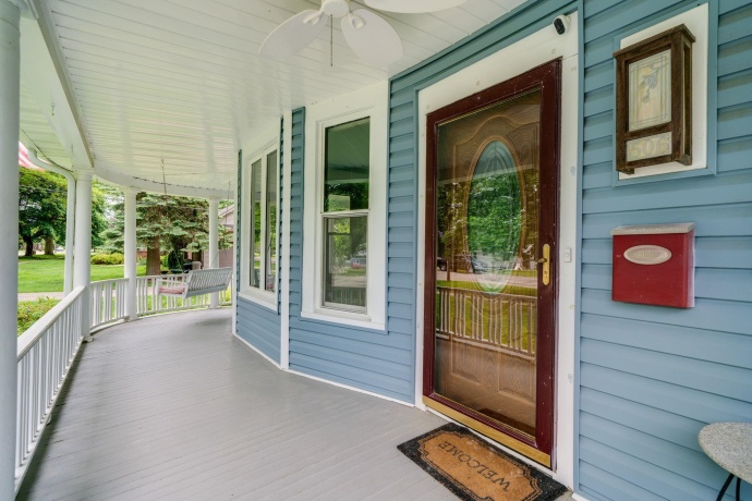 506 6th, OREGON, Illinois 61061, 3 Bedrooms Bedrooms, ,2 BathroomsBathrooms,House,For Sale,6th,202602885