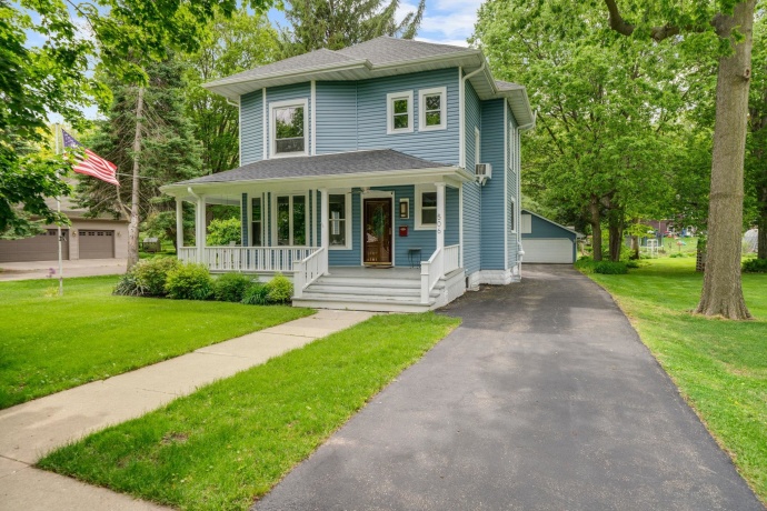 506 6th, OREGON, Illinois 61061, 3 Bedrooms Bedrooms, ,2 BathroomsBathrooms,House,For Sale,6th,202602885