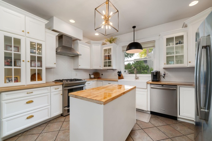 506 6th, OREGON, Illinois 61061, 3 Bedrooms Bedrooms, ,2 BathroomsBathrooms,House,For Sale,6th,202602885