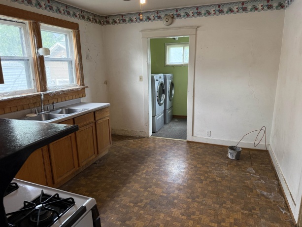 1473 Float, FREEPORT, Illinois 61032, 3 Bedrooms Bedrooms, ,1 BathroomBathrooms,House,For Sale,Float,202503105