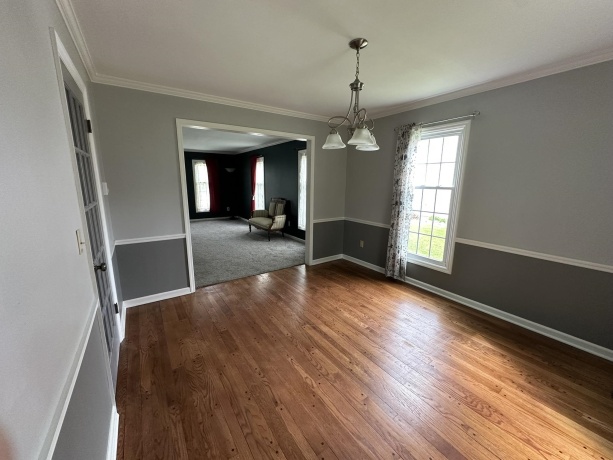253 Park Crest Dr, FREEPORT, Illinois 61032, 4 Bedrooms Bedrooms, ,2 BathroomsBathrooms,House,For Sale,Park Crest Dr,202602449