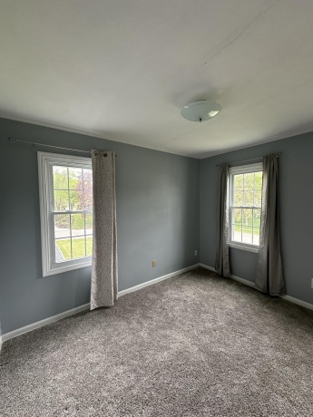 253 Park Crest Dr, FREEPORT, Illinois 61032, 4 Bedrooms Bedrooms, ,2 BathroomsBathrooms,House,For Sale,Park Crest Dr,202602449